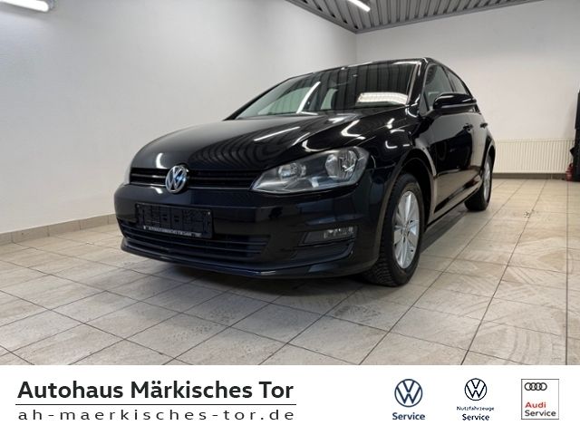 VW Golf 159.567 km 9.500 &euro; Beeskow 15848