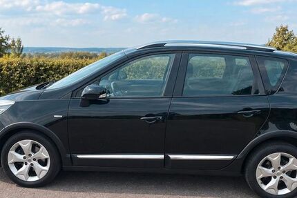 Renault Scenic 241.600 km 5.300 &euro; Rheine 48429