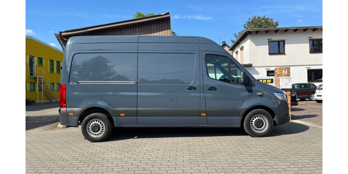 Mercedes-Benz Sprinter 108.800 km 22.999 &euro; Cottbus 03050