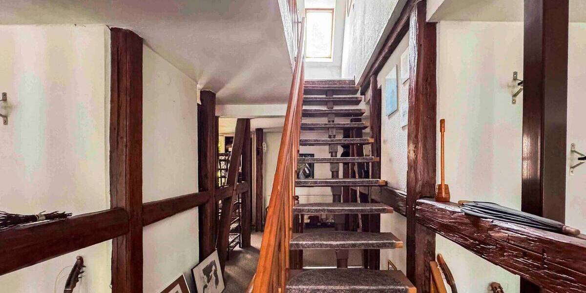 Mehrfamilienhaus, Wohnhaus Magdeburg Sudenburg - 9 Zimmer, 280 m&sup2;, 400.000&euro; | Angebot:26244796