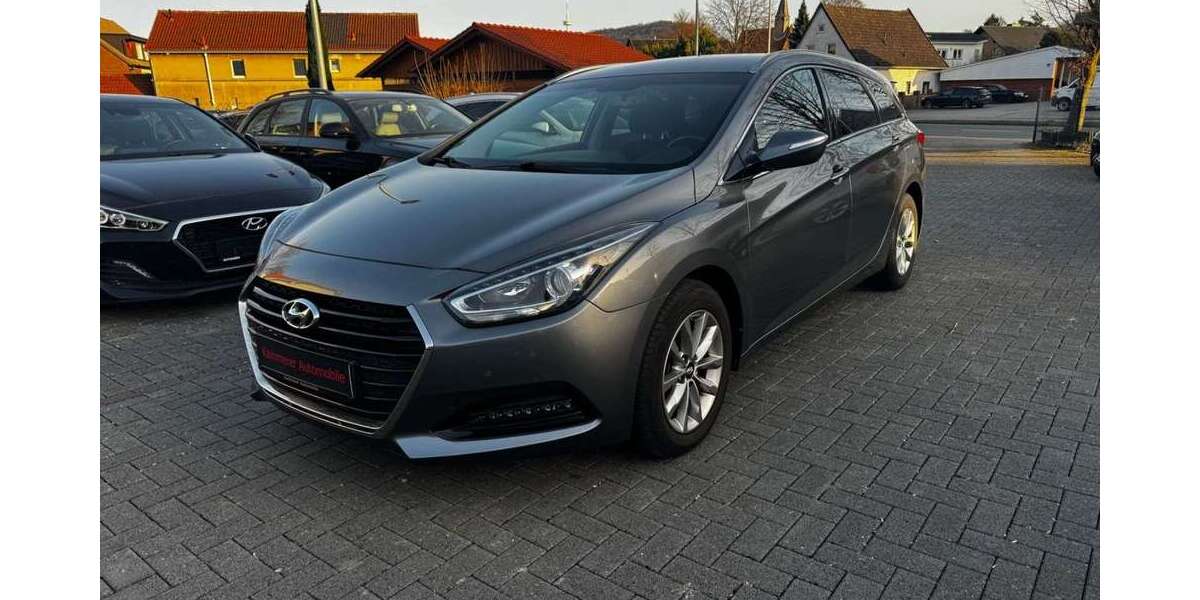 Hyundai i40 93.400 km 12.300 &euro; Porta Westfalica 32457