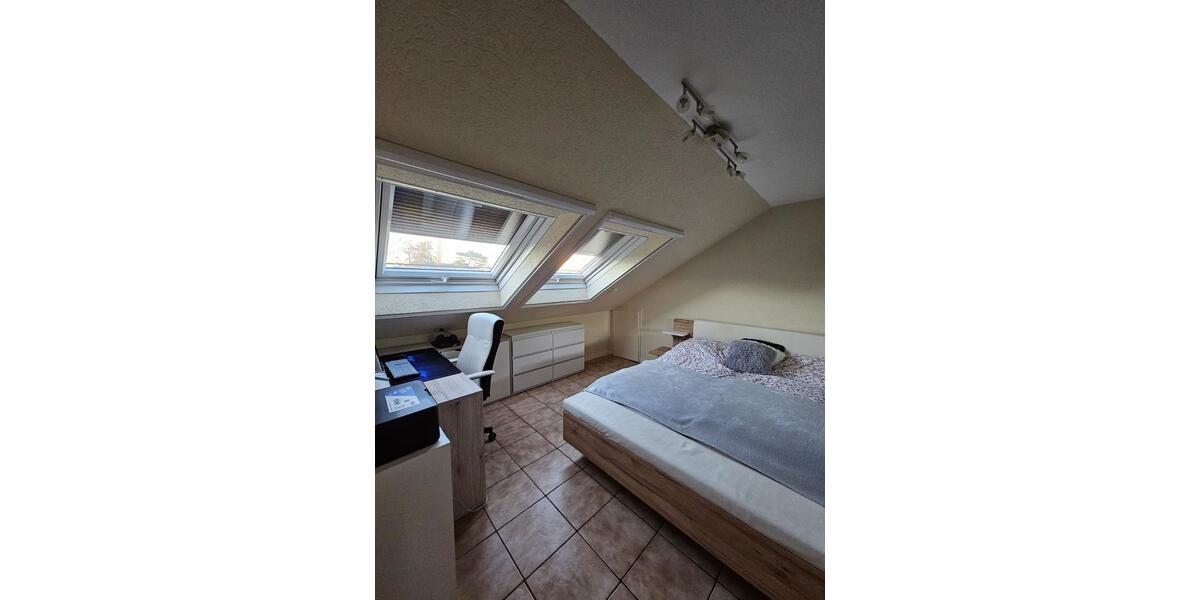 Dachgeschoßwohnung Herne Wanne-Bickern - 2.5 Zimmer, 62 m&sup2;, 545&euro; | Angebot:24848930