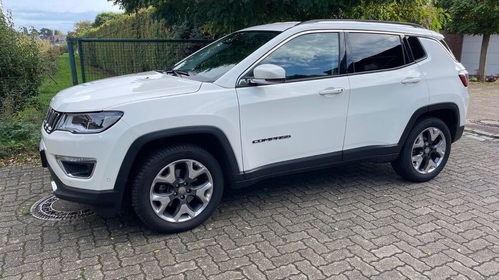 Jeep Compass 86.000 km 15.800 € Willich 47877