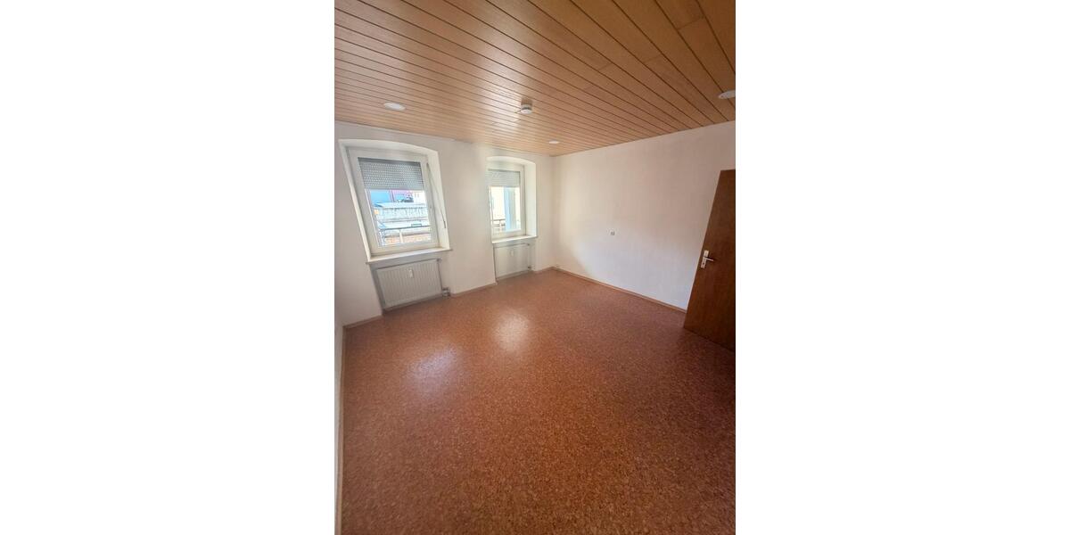 Etagenwohnung Prackenbach - 3 Zimmer, 75 m&sup2;, 780&euro; | Angebot:26591695