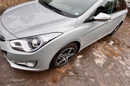 Hyundai i40 210.000 km 5.700 &euro; Osterholz-Scharmbeck 27711