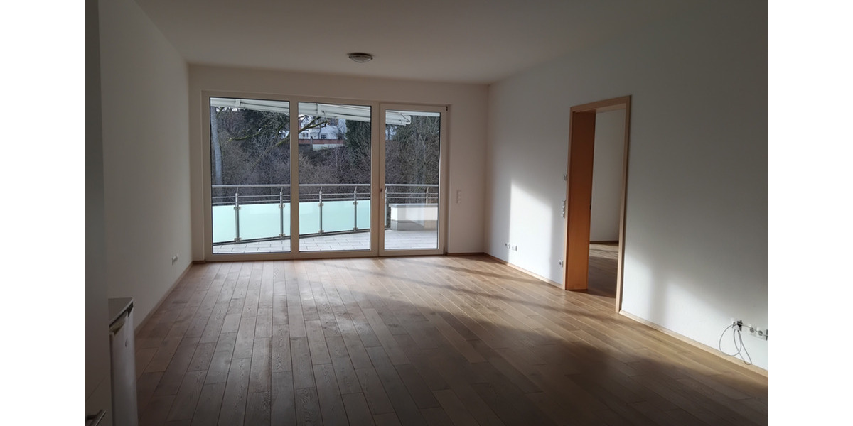 Komfortable und barrierefreie 2,5 Zimmer Penthouse-WHG mit EBK und TG-Stellplatz zu vermieten! 2 zimmer