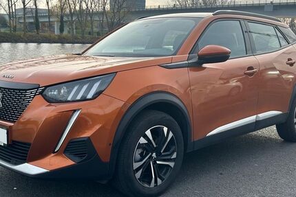 Peugeot 2008 14.700 km 17.300 &euro; Frankfurt am Main 65929