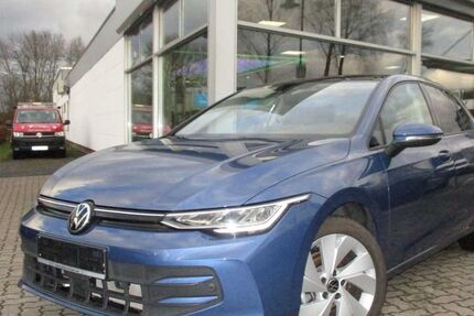 VW Golf 10.201 km 28.890 &euro; Harsefeld-Hollenbeck 21698