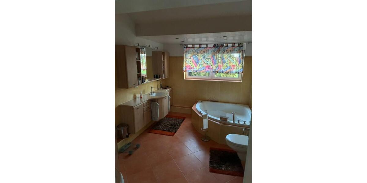 Doppelhaushälfte Asperg - 5.5 Zimmer, 162 m&sup2;, 990.000&euro; | Angebot:25933101