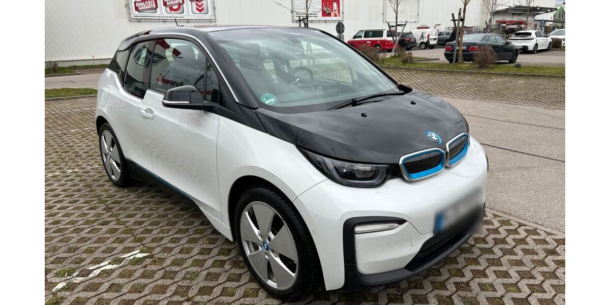 BMW i3 27.200 km 19.000 &euro; München 81243