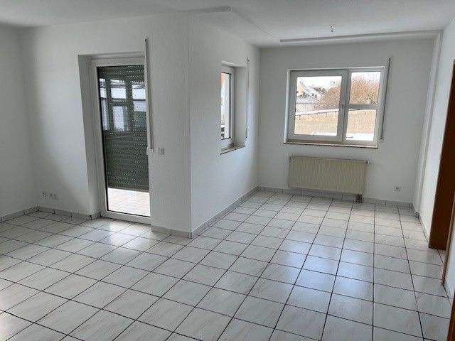 ca. 84 qm toll geschnittene 3-Zimmer Wohnung mit großem Balkon 3 zimmer