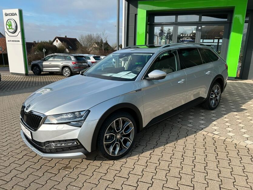 Skoda Superb 6.000 km 54.900 € Aufhausen 93089