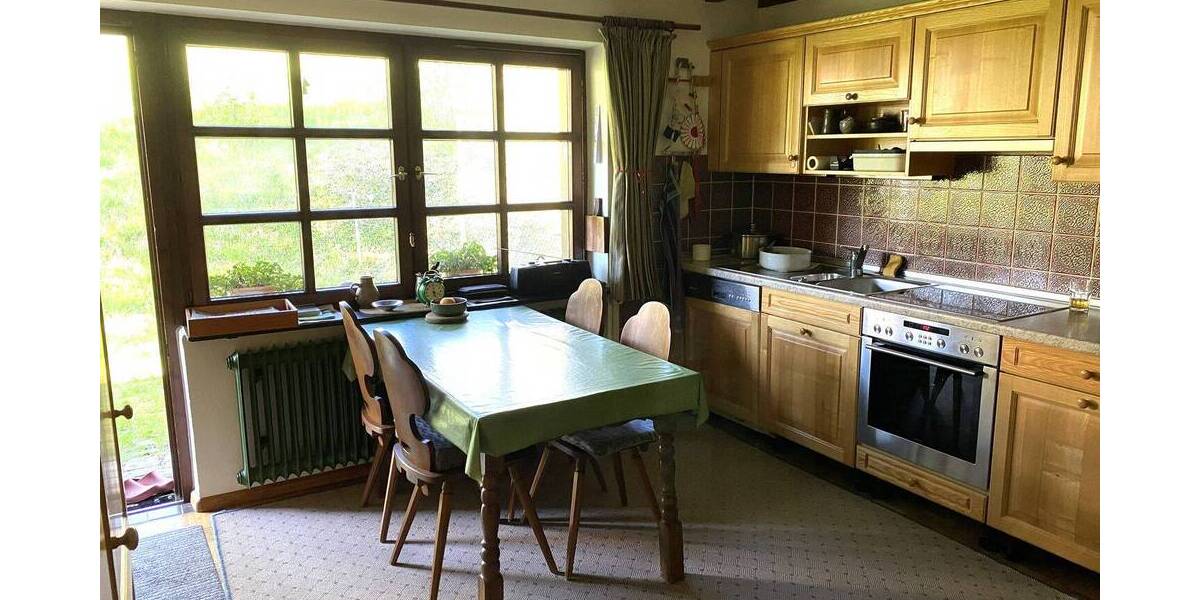 Einfamilienhaus Bonndorf im Schwarzwald Brunnadern - 8 Zimmer, 181 m&sup2;, 450.000&euro; | Angebot:26379865