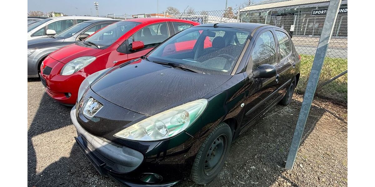 Peugeot 206 157.227 km 2.900 &euro; Hanau 63452