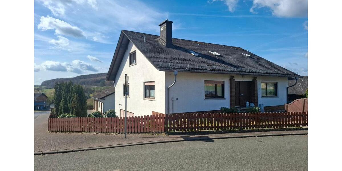 Mehrfamilienhaus, Wohnhaus Lohra - 11 Zimmer, 320 m&sup2;, 375.000&euro; | Angebot:26046311