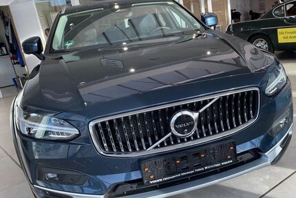 Volvo V90 Cross Country