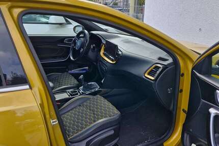 Kia XCeed 77.000 km 18.000 € Rüsselsheim 65428