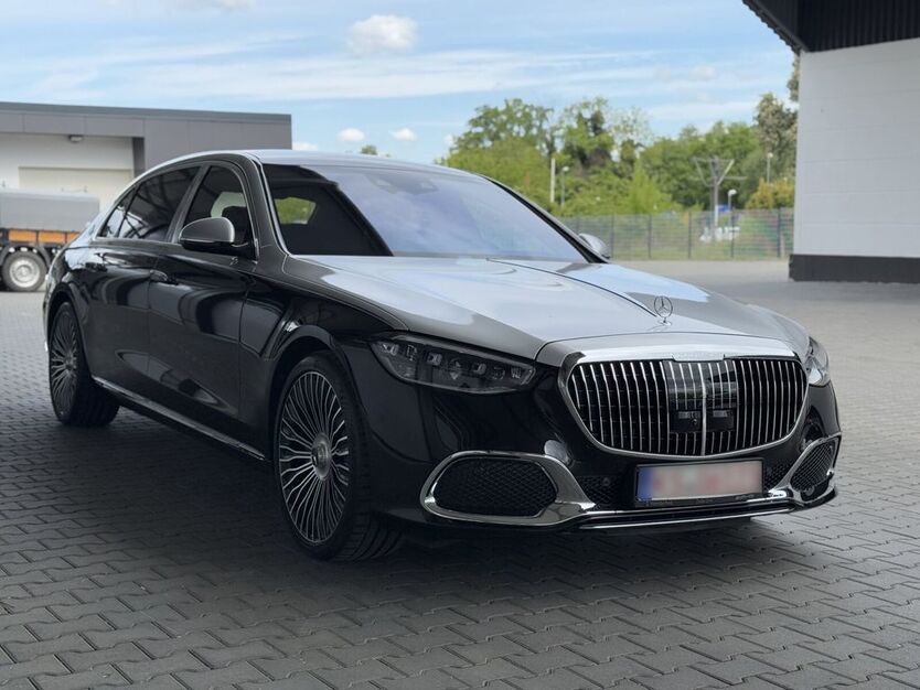 Maybach Andere 11.545 km 225.981 € Kaufungen 34260