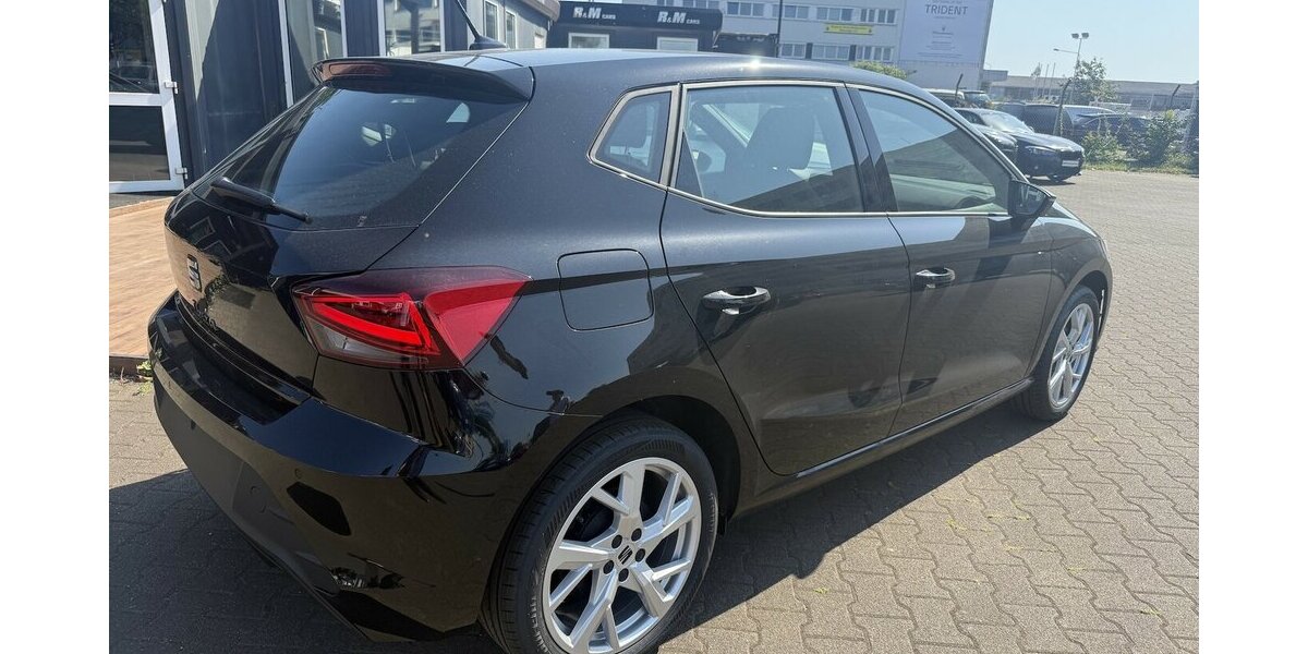 Seat Ibiza 1.0 TSI 70 kW Style/17Zoll/Winterp 1.109 km 18.999 &euro; Frankfurt 60386