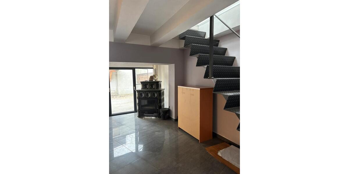 Reihenhaus Hoyerswerda - 3 Zimmer, 102 m&sup2;, 1.200&euro; | Angebot:24849124