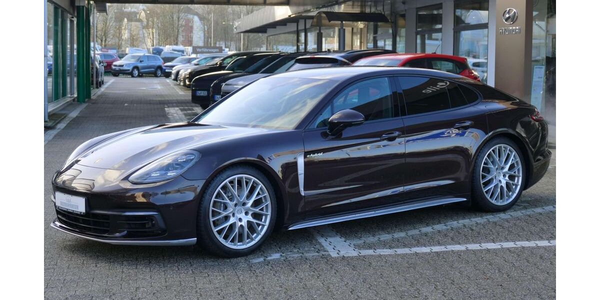Porsche Panamera 76.850 km 57.190 € Schwelm 58332