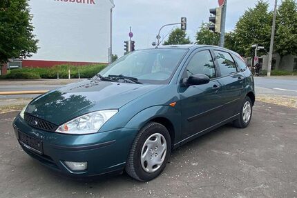 Ford Focus 219.000 km 890 &euro; Herford 32049