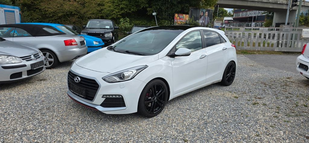 Hyundai i30 135.400 km 10.700 € Passau 94036