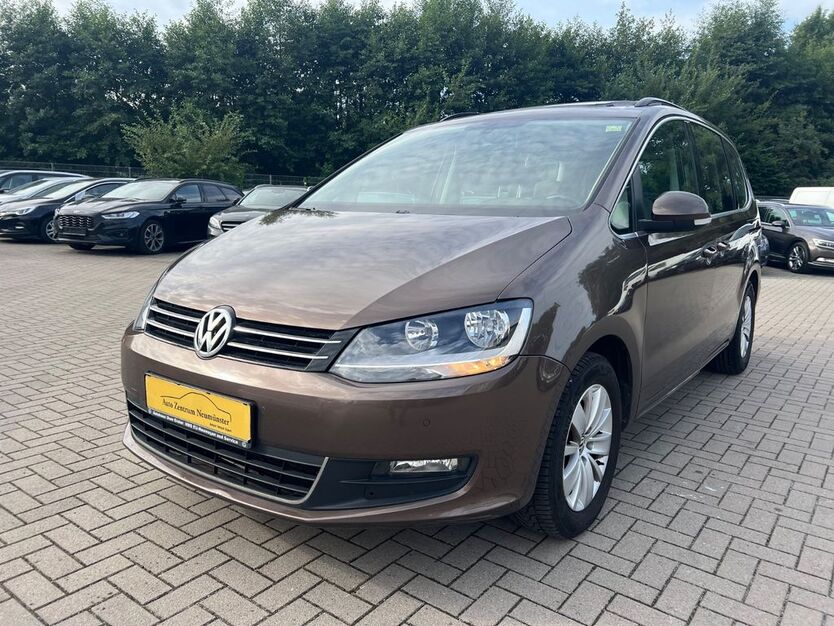 VW Sharan 280.455 km 5.490 € Neumünster 24539
