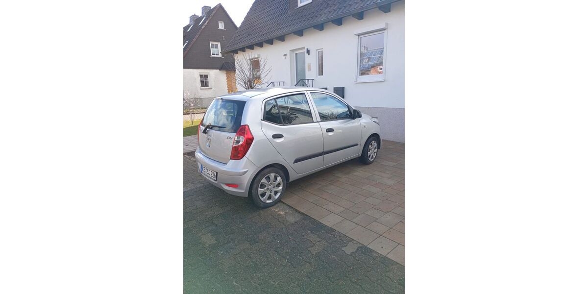 Hyundai i10 146.700 km 2.200 &euro; Bad Arolsen 34454