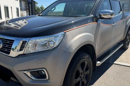 Nissan Navara 174.000 km 15.700 &euro; Höhenkirchen-Siegertsbrunn 85635