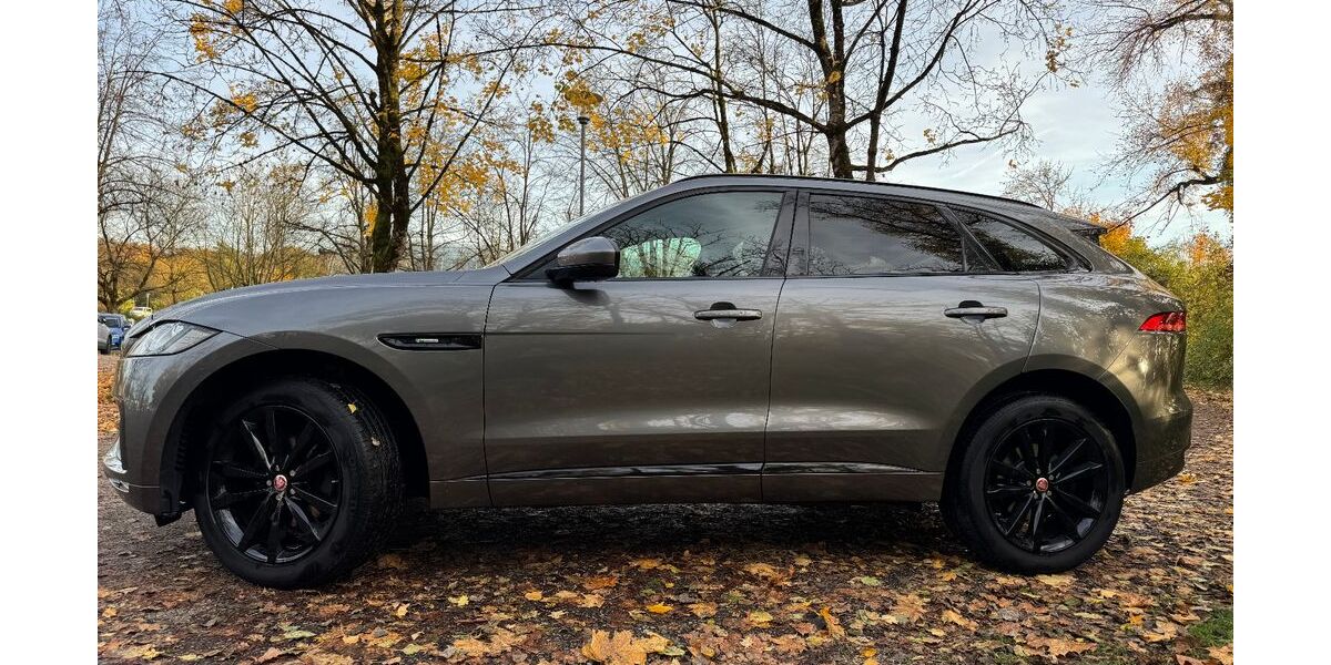 Jaguar F-Pace 125.000 km 22.000 € Trostberg 83308