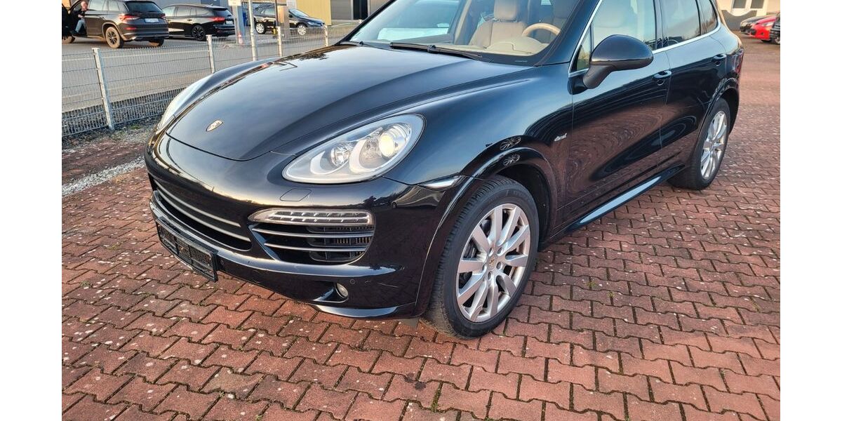 Porsche Cayenne 274.438 km 14.890 &euro; Halle (Westfalen) 33790