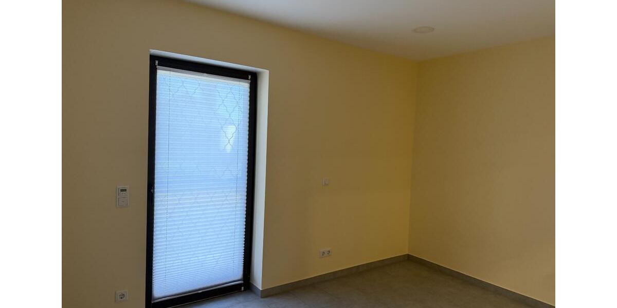 Erdgeschoßwohnung Odenthal - 3 Zimmer, 118 m&sup2;, 1.300&euro; | Angebot:25308653