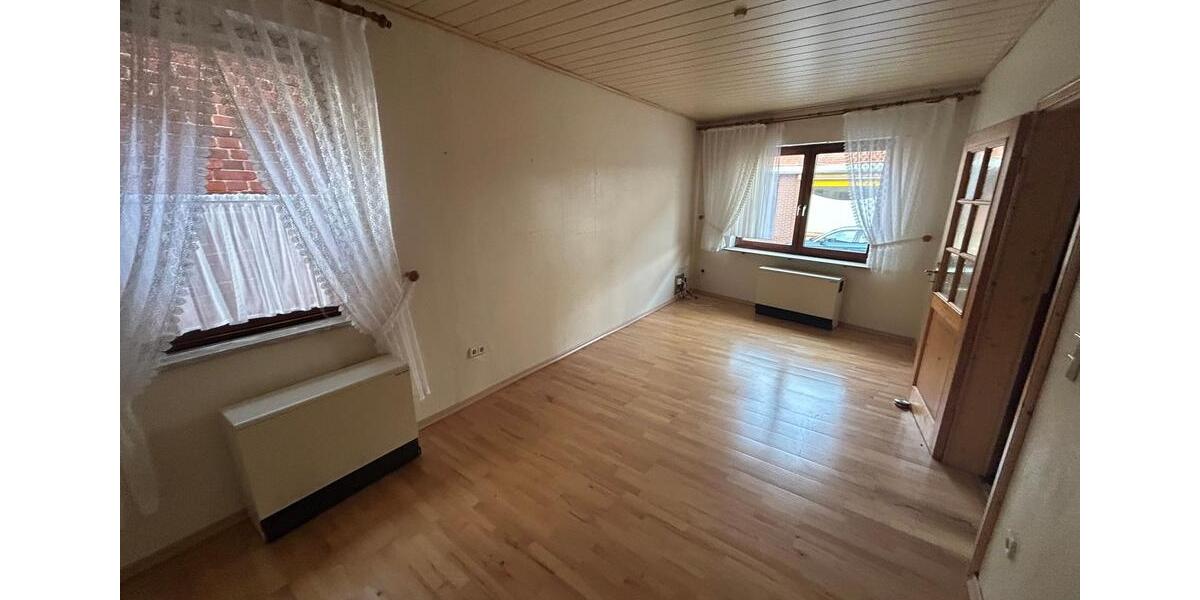 Einfamilienhaus Liebenau - 6 Zimmer, 135 m&sup2;, 825&euro; | Angebot:25702244