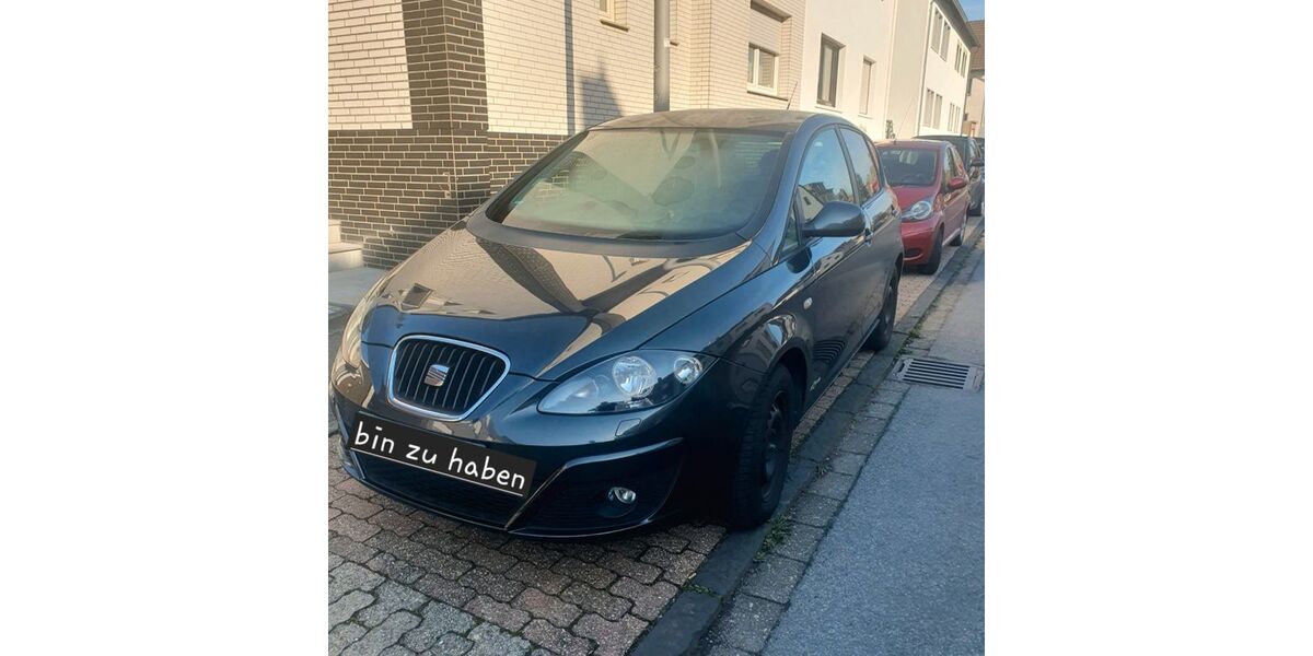 Seat Altea 153.488 km 4.700 &euro; Aachen 52080