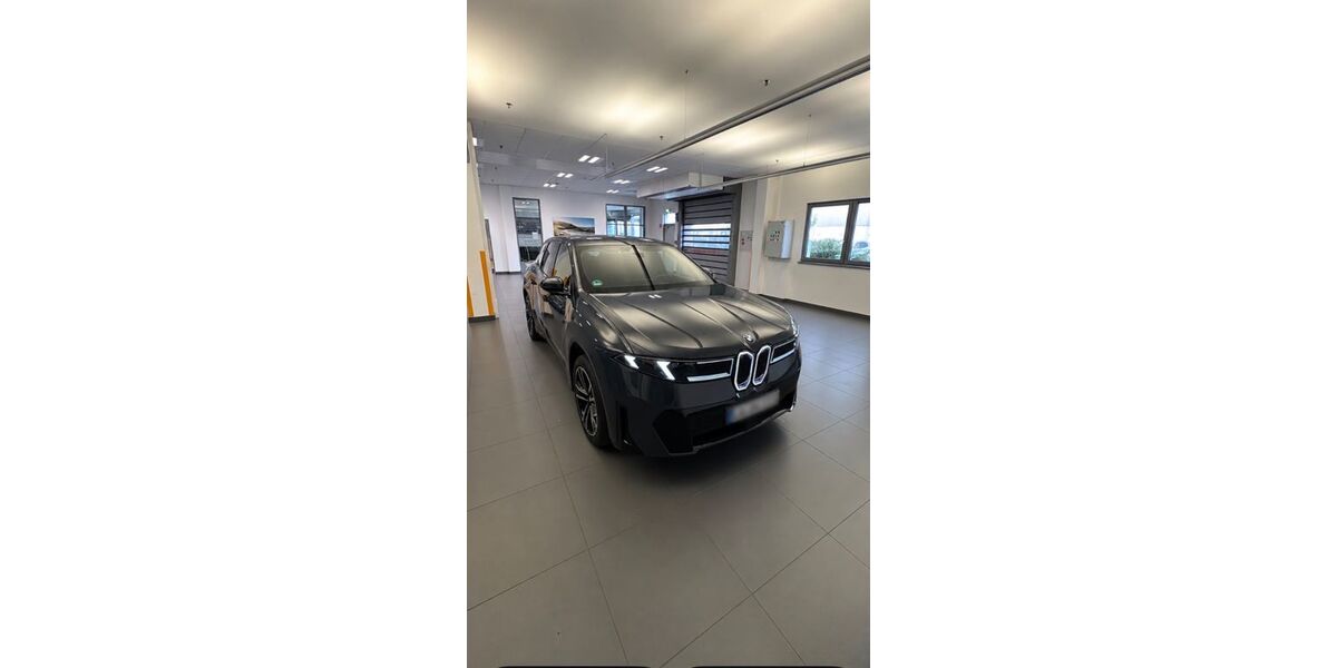 BMW iX3 9.000 km 74.600 &euro; Altdorf 84032
