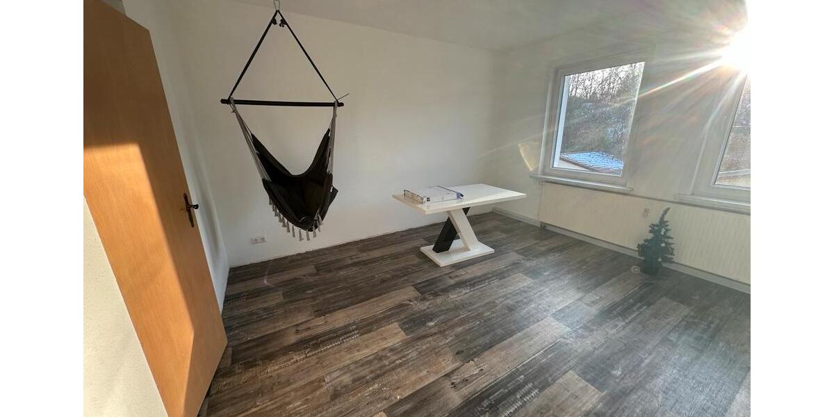 Etagenwohnung Schwarza - 3 Zimmer, 63 m&sup2;, 480&euro; | Angebot:26690826