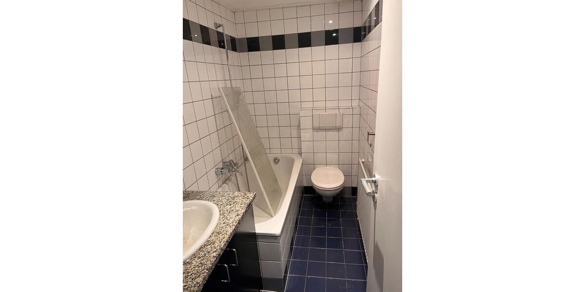 Einfamilienhaus Eschlkam - 8 Zimmer, 240 m&sup2;, 300.000&euro; | Angebot:26929445