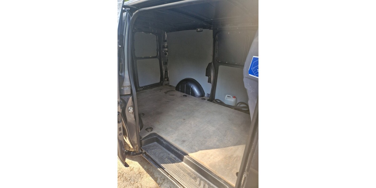 Mercedes-Benz Vito 466.000 km 4.900 € Berlin 10178