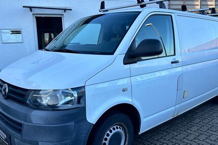 VW T5 Transporter 203.282 km 7.490 &euro; Braunschweig 38122