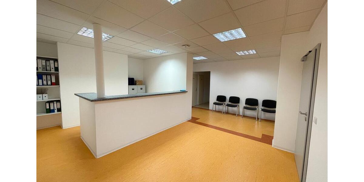 Barrierefreie Gewerberäume in bester Lage von Lauter! zimmer