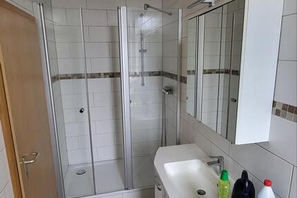 Geräumige vier Zimmer Wohnung