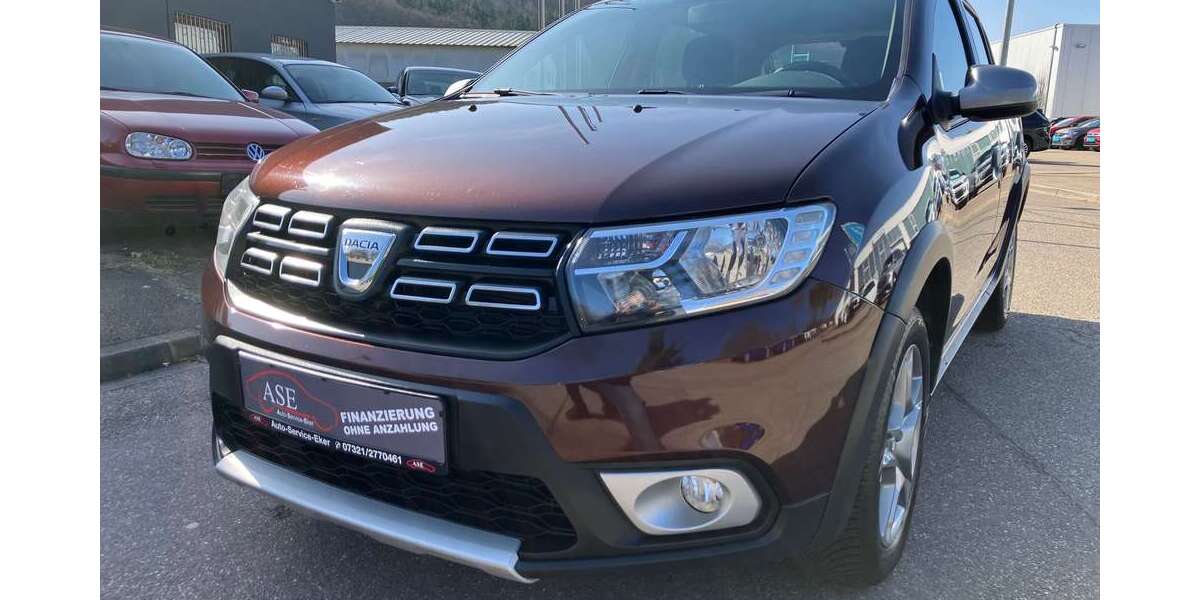Dacia Sandero 100.000 km 7.590 &euro; Heidenheim 89520