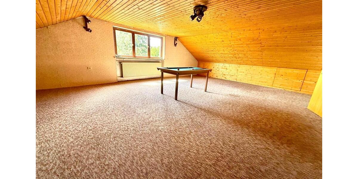 Einfamilienhaus Eschwege - 7 Zimmer, 228 m&sup2;, 245.000&euro; | Angebot:27111660