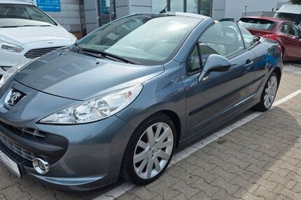 Peugeot 207 152.000 km 3.500 &euro; Reutlingen 72766
