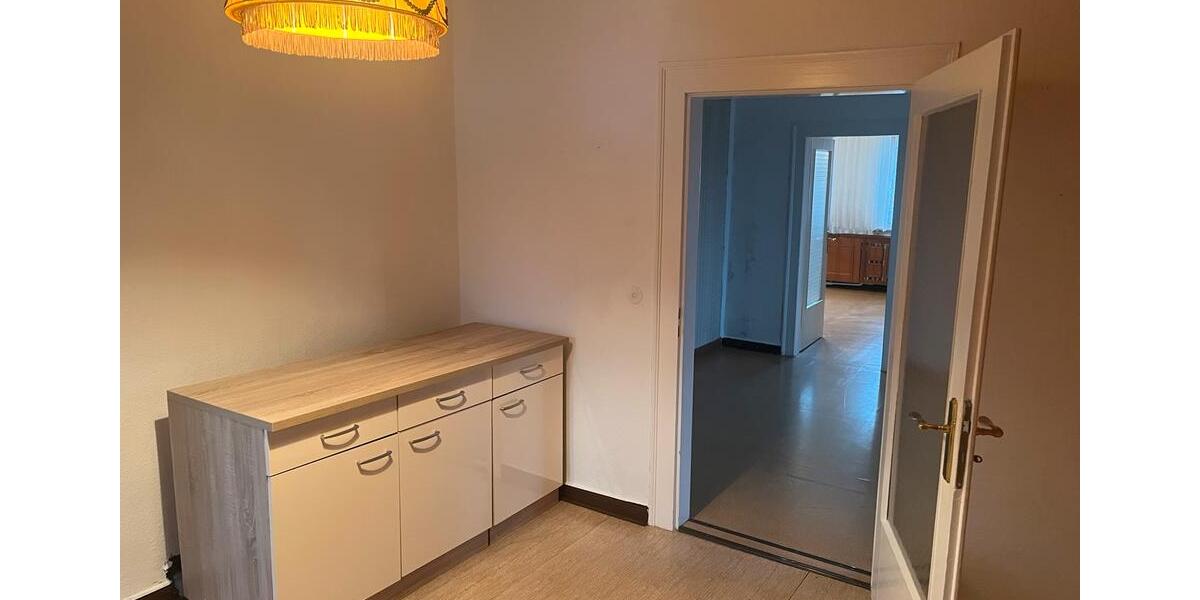 Einfamilienhaus Schleusingen - 10 Zimmer, 169 m&sup2;, 190.000&euro; | Angebot:26981137