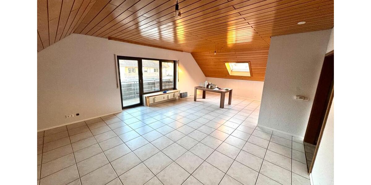 Dachgeschoßwohnung Ketsch - 3 Zimmer, 92 m&sup2;, 1.050&euro; | Angebot:25958690