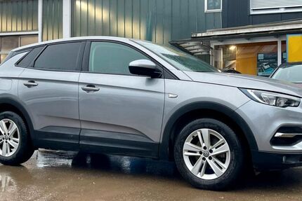 Opel Grandland (X) 79.984 km 13.590 &euro; Wehr 79664