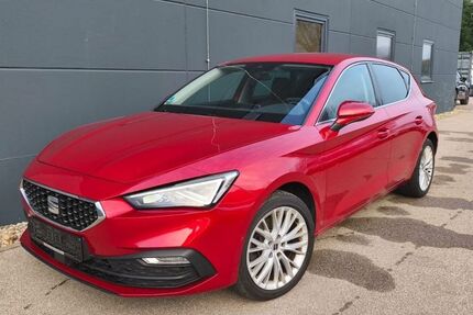 Seat Leon 99.834 km 16.940 &euro; Riedenburg 93339