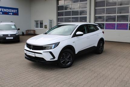 Opel Grandland EDITION AUTOMATIK 1.HD ACC/PDC/KLIMA 99.985 km 17.490 &euro; Hatten 26209